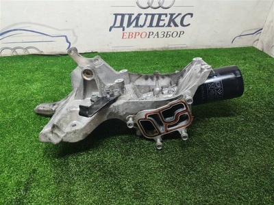 06H903143E кронштейн генератора Audi A4 (B8) 2007-2015