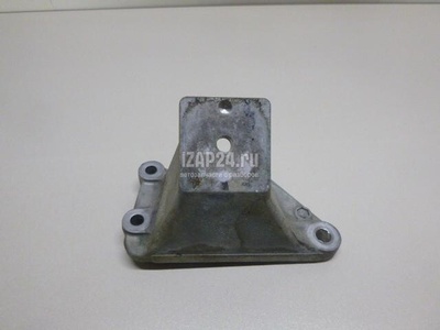 MD367195 Кронштейн двигателя левый Mitsubishi Pajero/Montero IV (V8, V9) (2007 - 2021)