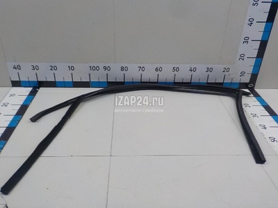 5N0837431G5AP Направляющая стекла двери VAG Tiguan (2007 - 2011)