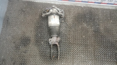 7L8616039B Стойка передняя левая AUDI Q7 (2006-2008) 2007 , 7L8413031H