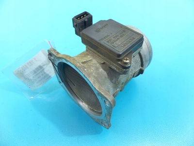 037906461B расходомер воздуха audi a4 b5 , afh60 - 10a