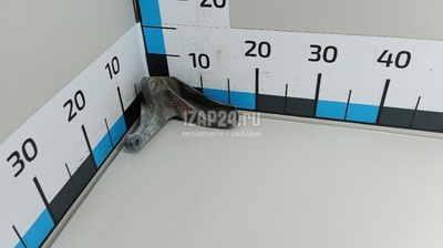 8V416P093BA Кронштейн КПП Ford Kuga (2008 - 2012)