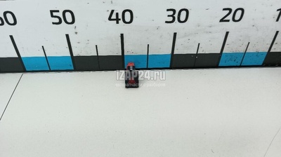 5L0953235RBE Кнопка аварийной сигнализации VAG Yeti (2009 - 2018)
