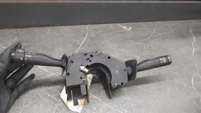 96fg13335cb переключатель стеклоочистителя форд фиеста mk4
