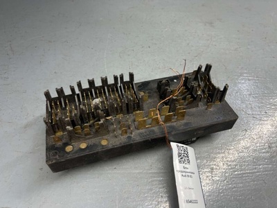443941822B Блок предохранителей Audi 100 C3 1987 ,443941822A