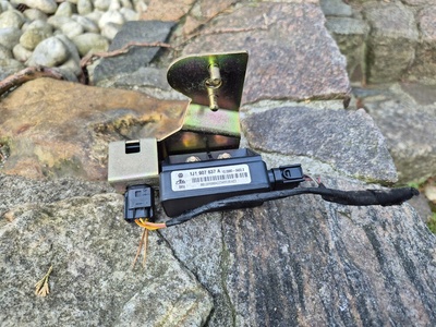 1J0907657A датчик esp сенсор volkswagen гольф iv бора a3 1j0907651a