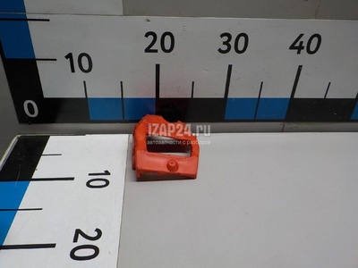 51217321639 Уплотнитель (внутри) BMW 3-serie F30/F31/F80 (2011 - 2020)