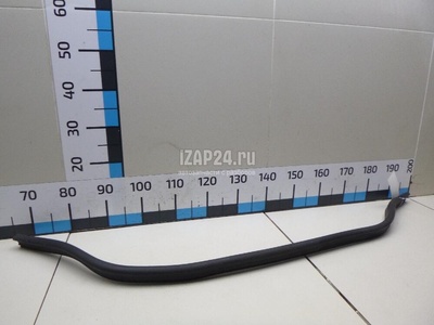 8U0823723A Уплотнитель (внутри) VAG Q3 (8U) (2012 - 2018)