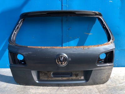 Универсальная накладка на багажник Volkswagen Passat B6, купить онлайн в Санкт-Петербурге за 17753 руб. Z40319948 - iZAP24