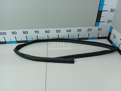 82530A2000 Уплотнитель стекла двери Hyundai-Kia Ceed (2012 - 2018)