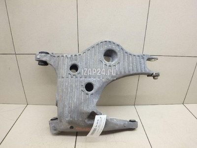 LR045835 Рычаг задний нижний правый задний Land Rover Range Rover IV 2013