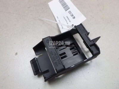 3G0035643 Кронштейн (сопут. товар) VAG Passat [B8] 2015