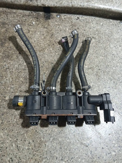110R000057 Газовый редуктор MEB , LANDIRENZO , БЛОК ГАЗОВЫХ ФОРСУНОК , С ДАТЧИКОМ ДАВЛЕНИЯ. F16D3 , 5МКПП. Daewoo Nubira J200 2005 110R-000057,0281002456