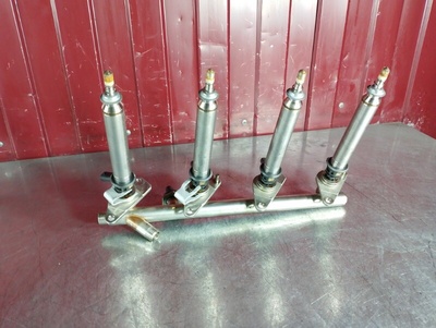A2740701095 Топливная рампа Mercedes E-class W212 2013 , A2740780445, A2560700187, 0261500397, A27407804, A2740703800, A2781530728, A2740700995, A2780700687, A2560700187, A2780701187, A2560700900