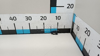 8W0941509A5PR Кнопка аварийной сигнализации VAG A5/S5 (F5) 2017