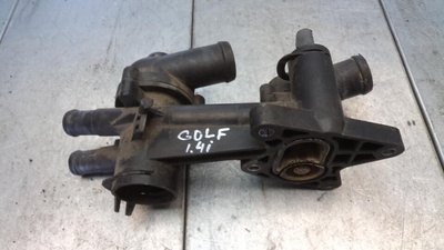 03C121111P Корпус термостата Seat Alhambra 1 поколение [рестайлинг] 2009 , 03C121121D, 03C121118D