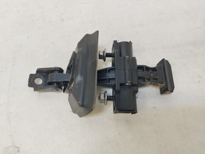 804300992R ограничитель двери Renault Duster 2 2020-2024