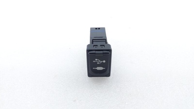 8619042040 Адаптер AUX \ USB Toyota RAV4 44 2018