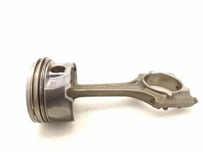 06D198401C Поршень Audi A4 B7 2007
