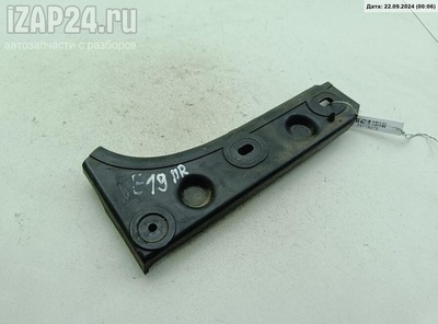 4B0807284B Кронштейн бампера переднего R Audi A6 C5 (1997-2005) 1998