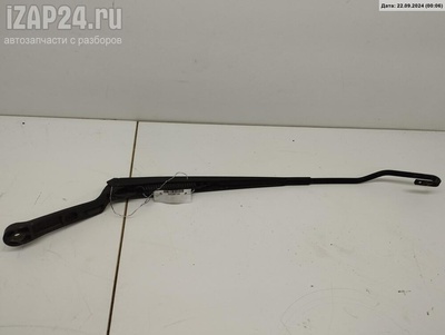 8L1955407A Щеткодержатель (поводок стеклоочистителя) передний L Audi A3 8L (1996-2003) 2002