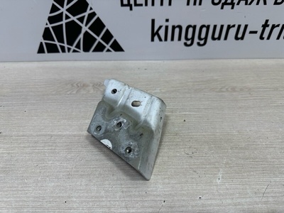 7P6821151A Кронштейн крыла Volkswagen Touareg 2 7P5 Рестайлинг 2014-2018