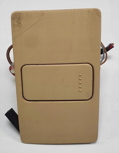 3B0925071A разъем 12v подлкотника volkswagen passat b5