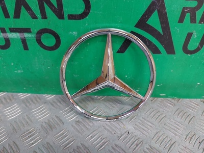 A0008173200 эмблема Mercedes E-Class C238 2016-нв