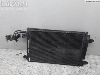1k0820411h Радиатор охлаждения (конд.) Volkswagen Jetta (2005-2010) 2005