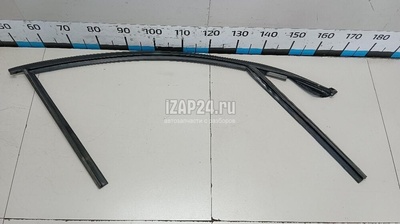 51337066614 Уплотнитель стекла двери BMW 1-serie E87/E81 (2004 - 2011)