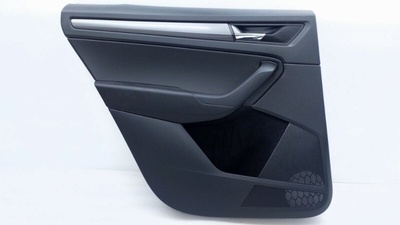 565867023CEEMT Обшивка двери Skoda Kodiaq NS7 2020 , 565867023CE