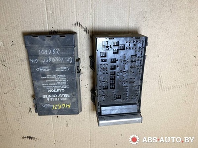 04869001AJ Блок управления светом Dodge Caravan 4 2001 ,04869107AE,04869204AL,B0700A8L