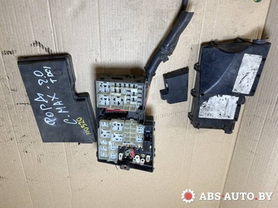 3M5T14A076AB Блок предохранителей Ford Focus 2 2006 ,318789146,518804000,8688039,318789120,8688042,31879138