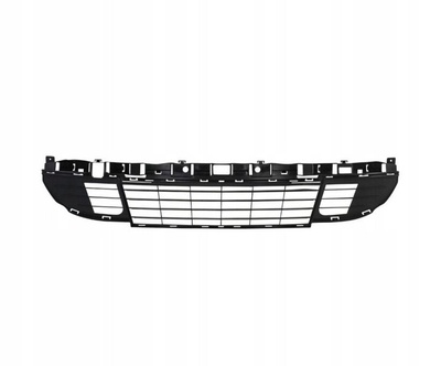 622545401R решетка радиатора бампера renault scenic 09 -