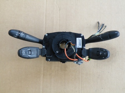 COM2003 peugeot 407 citroen c3 c5 переключатель стеклоочистителя клокспринг круиз - контроль 96592431xt