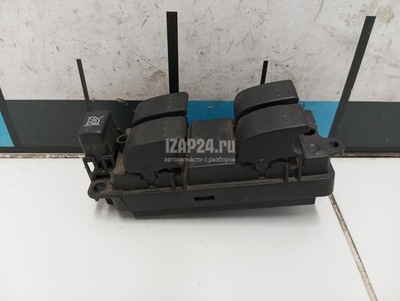 BP4L66350 Блок управления стеклоподъемниками Mazda Mazda 3 (BK) (2002 - 2009)