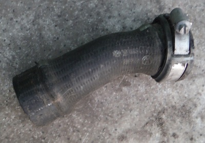 4F0145944B Audi A6 C6 wąż intercoolera