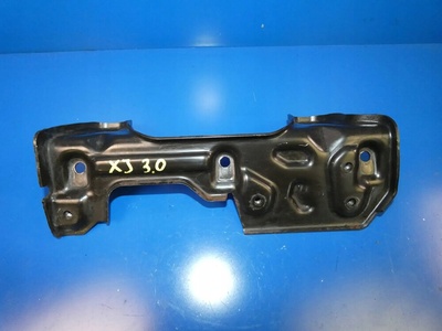 9X2Q6D299DA ягуар xj x351 крепление крепление крепление