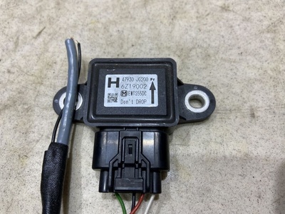 47930JG200 Датчик ускорения nissan