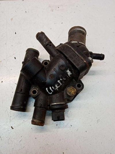 7700866730 Корпус термостата Volvo S40 2001 ,7700866731,8200065394,8200065390,8200065392,7700112491,7700109641,7700114186