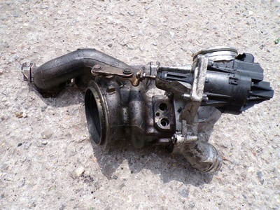 9452213 турбокомпрессор bmw x1 f45 f48 мини 1.5 гибридов