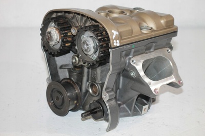 DS109822T ducati streetfighter 1098 головка блока цилиндров задняя