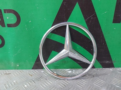 A0008172116 эмблема Mercedes M ML GLE-Class W166 2011-2018 , 4