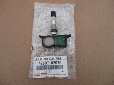 4260702070 датчик tpms давления в kołach toyota corolla 19 -