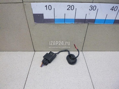 1K0906093H Реле электробензонасоса VAG Superb (2008 - 2015)