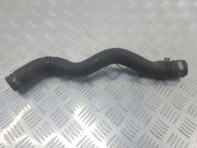 13239140 Патрубок отопителя (печки) Opel Insignia 2010