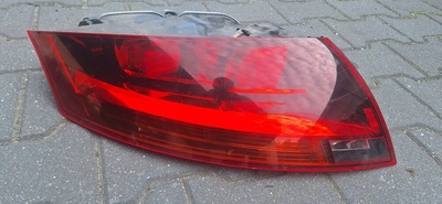 8J0945095G audi tt tts mk2 2008 лампы задняя