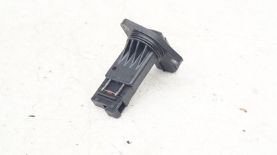 E5T62271 расходомер воздуха mazda 2 3 6 outlader