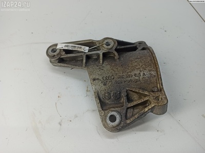 06C260835A Кронштейн компрессора кондиционера Audi A6 C5 (1997-2005) 2002