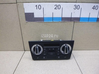 8U0820043CXHA Блок управления климатической установкой VAG Q3 (8U) (2012 - 2018)